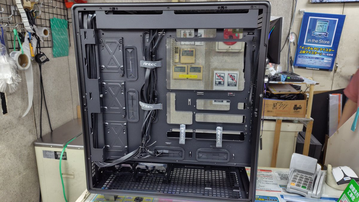 ツクモパソコン本店 tweet media