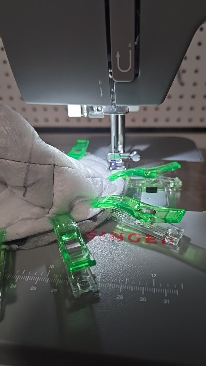 Melonlor tweet media