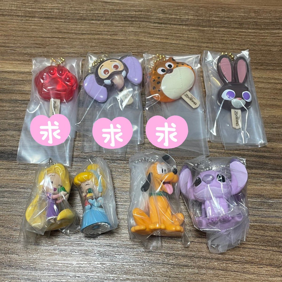 てん tweet media