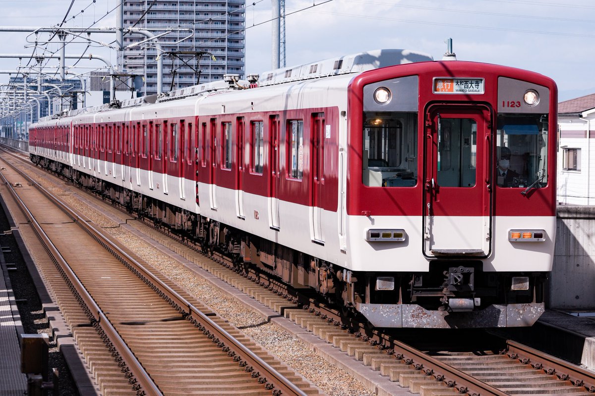 8586L86's tweet photo. 今日はVL21、VL23が朝8連に充当されました https://t.co/YTPqYYYwAg