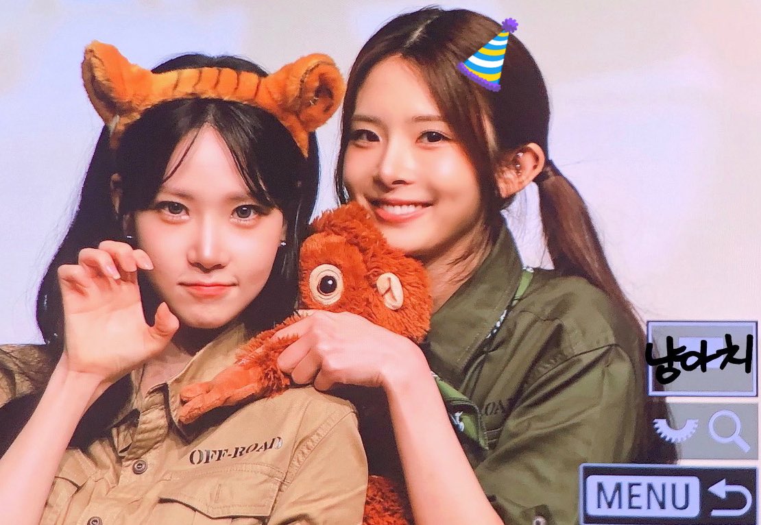 naky as cats 🐈‍⬛ tweet media