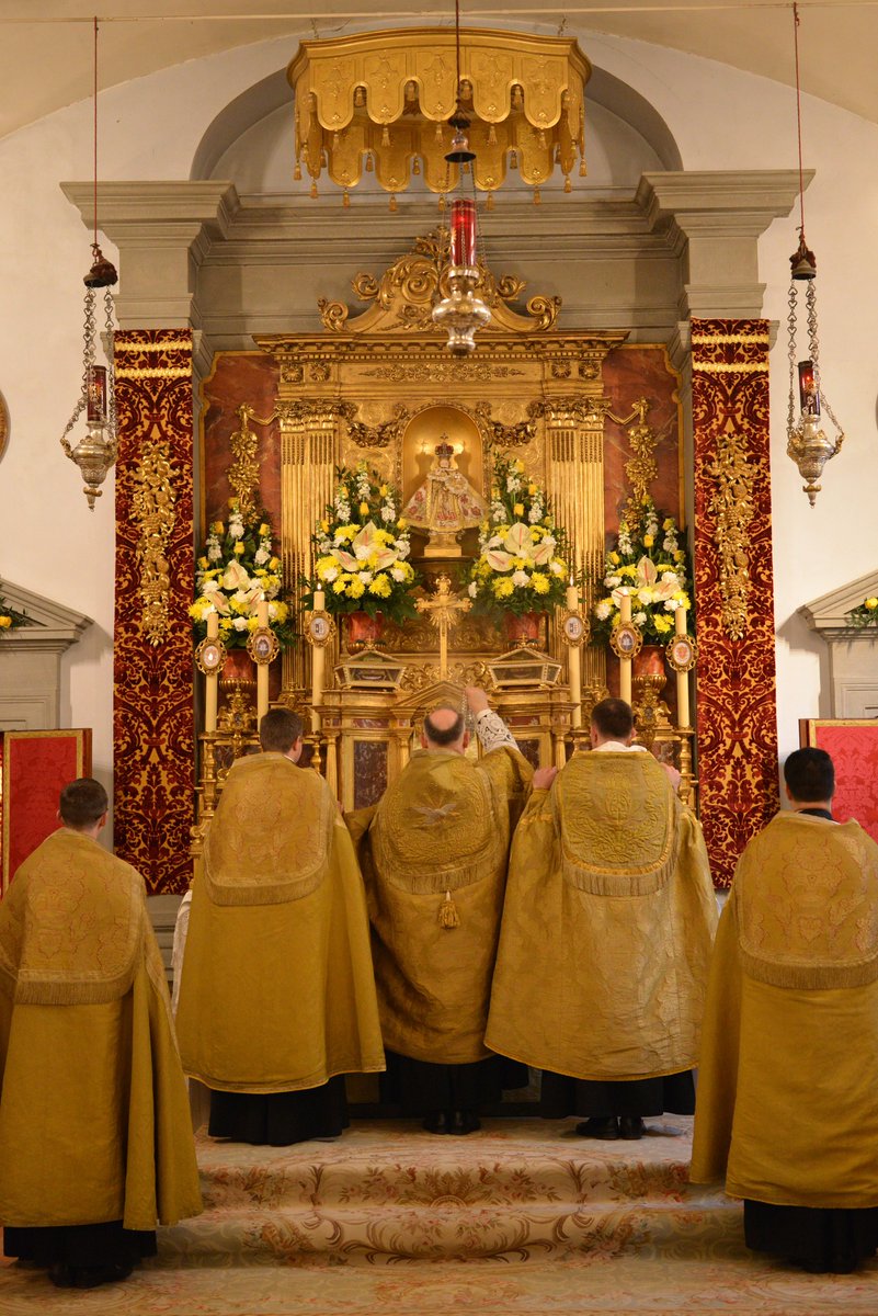 Institute of Christ the King Sovereign Priest tweet media