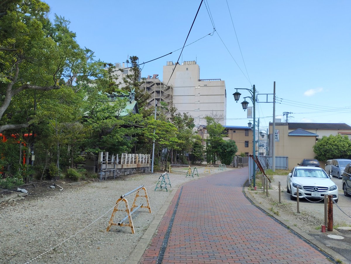 昭和レトロ香ばしい町並み tweet media