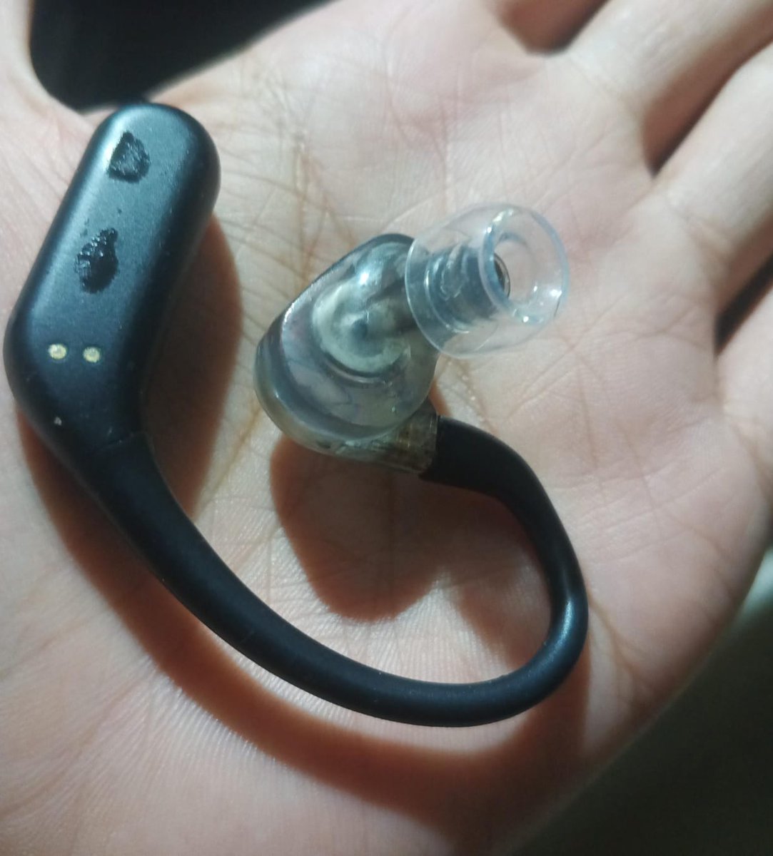 madzikha's tweet photo. @thieaudio My own custom made iem. https://t.co/oz10QY0bsL
