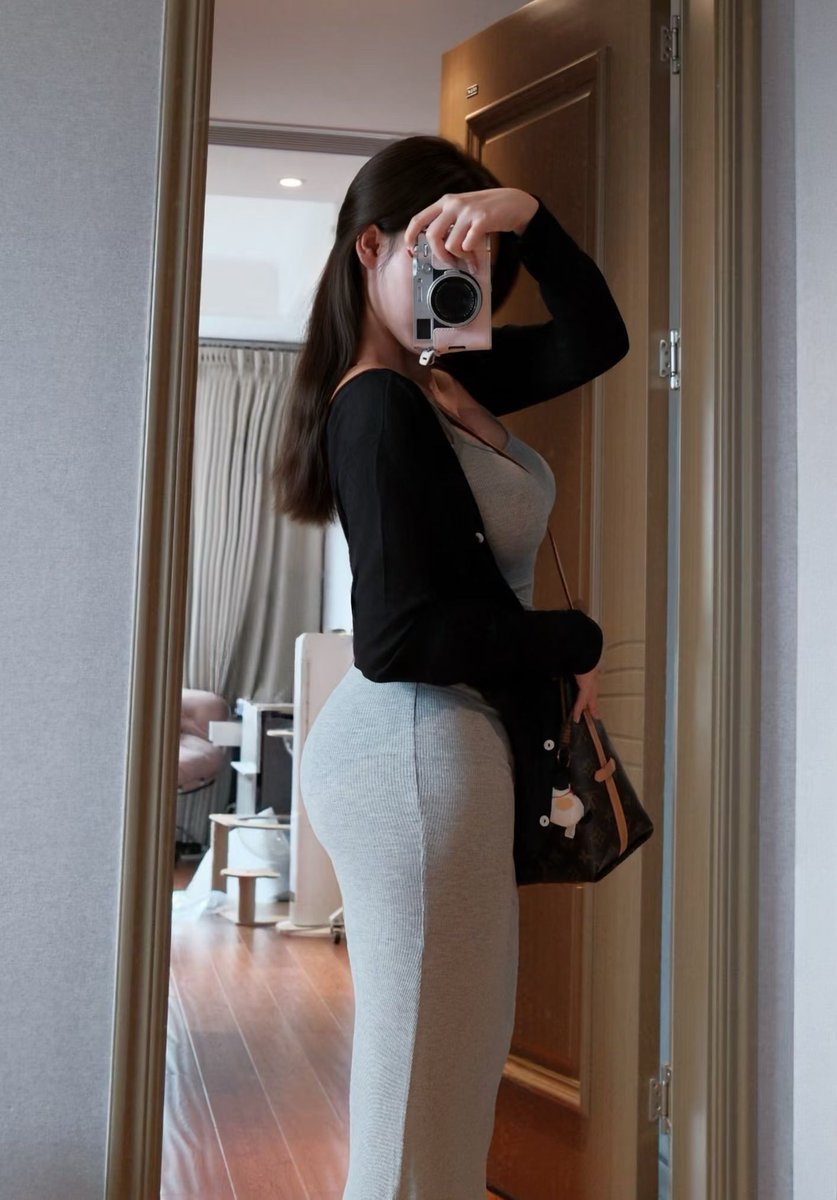 隔壁老王 tweet media