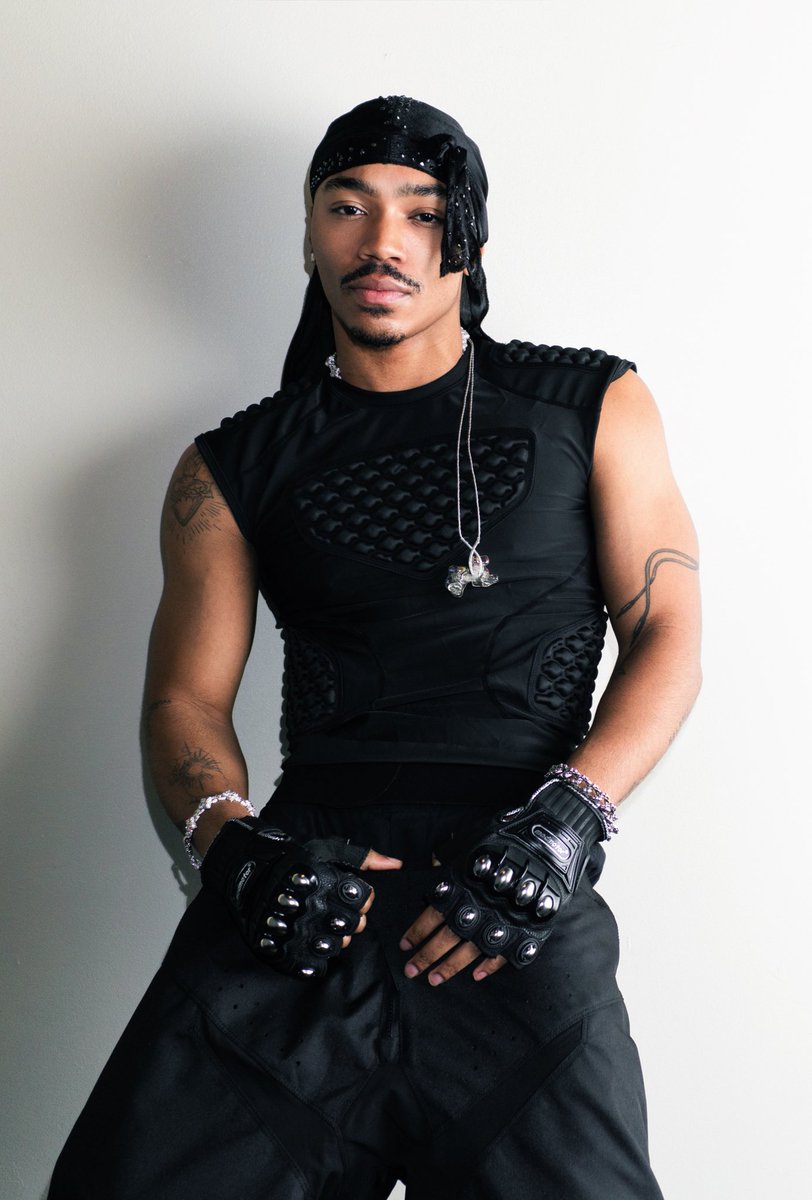 JOSH LEVI tweet media