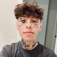 He kinda looks like if Sydney Sweeney was a deeply troubled stud