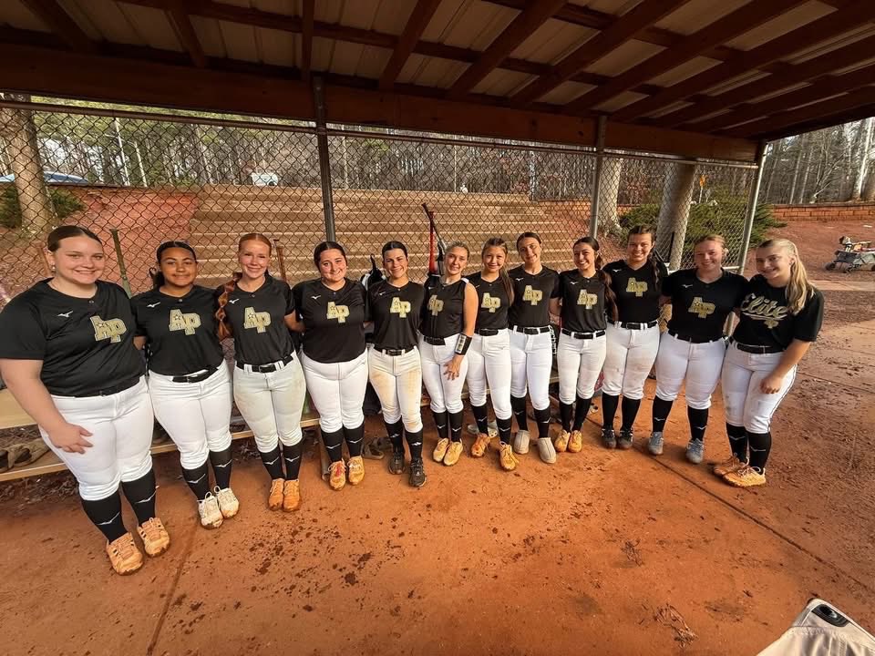 EKWhite2030's tweet image. Tournament canceled so what do you do when your tournament is canceled? You go get a new bat then practice! I love my new Carbon pro 1!! Thank you so much mom!!!#goals #softball #puttinginwork #apelite