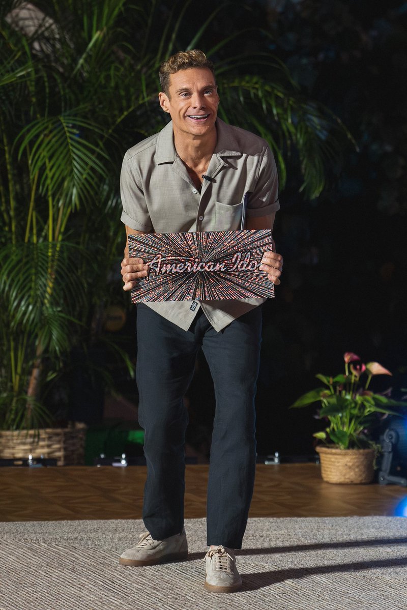 Ryan Seacrest tweet media