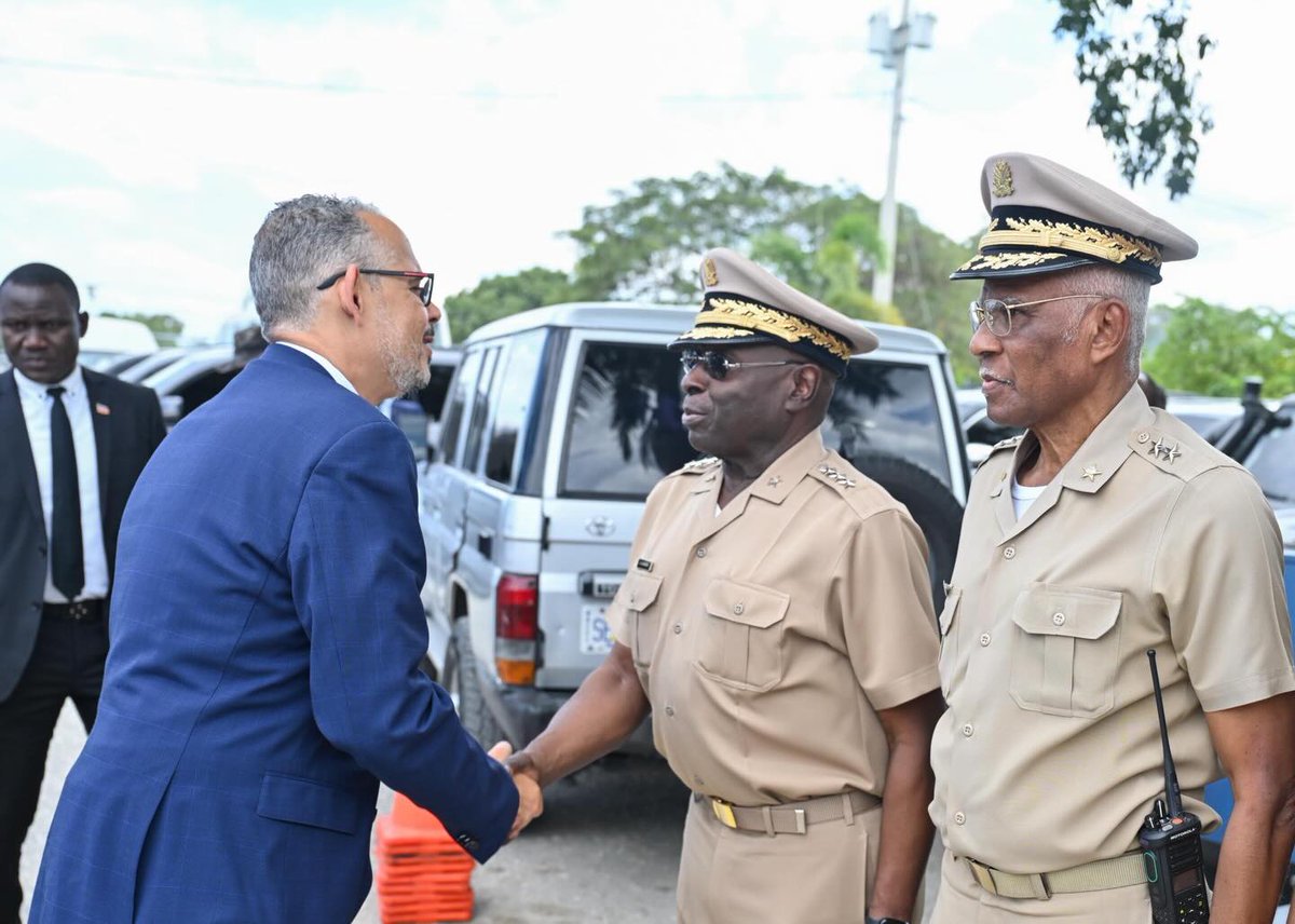 Gloire aux Forces Armées d'🇭🇹 tweet media
