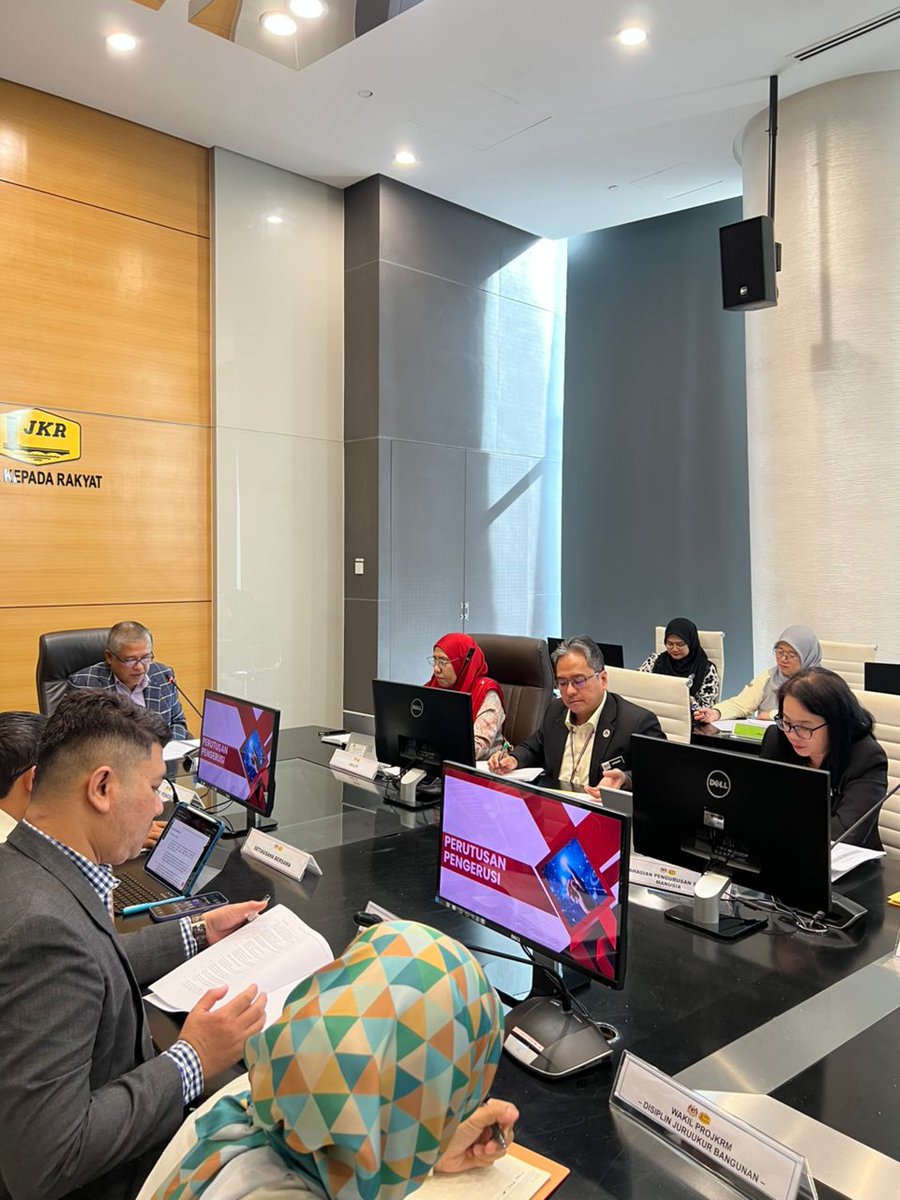 Bahagian Pengurusan Sumber Manusia tweet media