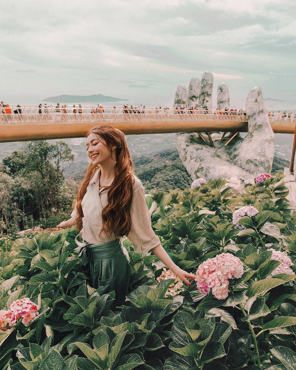 TNT_AVIATION's tweet photo. Discover the highlights of Da Nang 🗺️
From My Khe Beach to the iconic Golden Bridge and Dragon Bridge...
Contact us for support with Fast Track, VIP service, Travel, Ground handling, and more...
Email: aviation@tnt-vietnam.com
Hotline (24/7): (+84) 938 808 006
#aviation #travel https://t.co/JoZj8K6rii