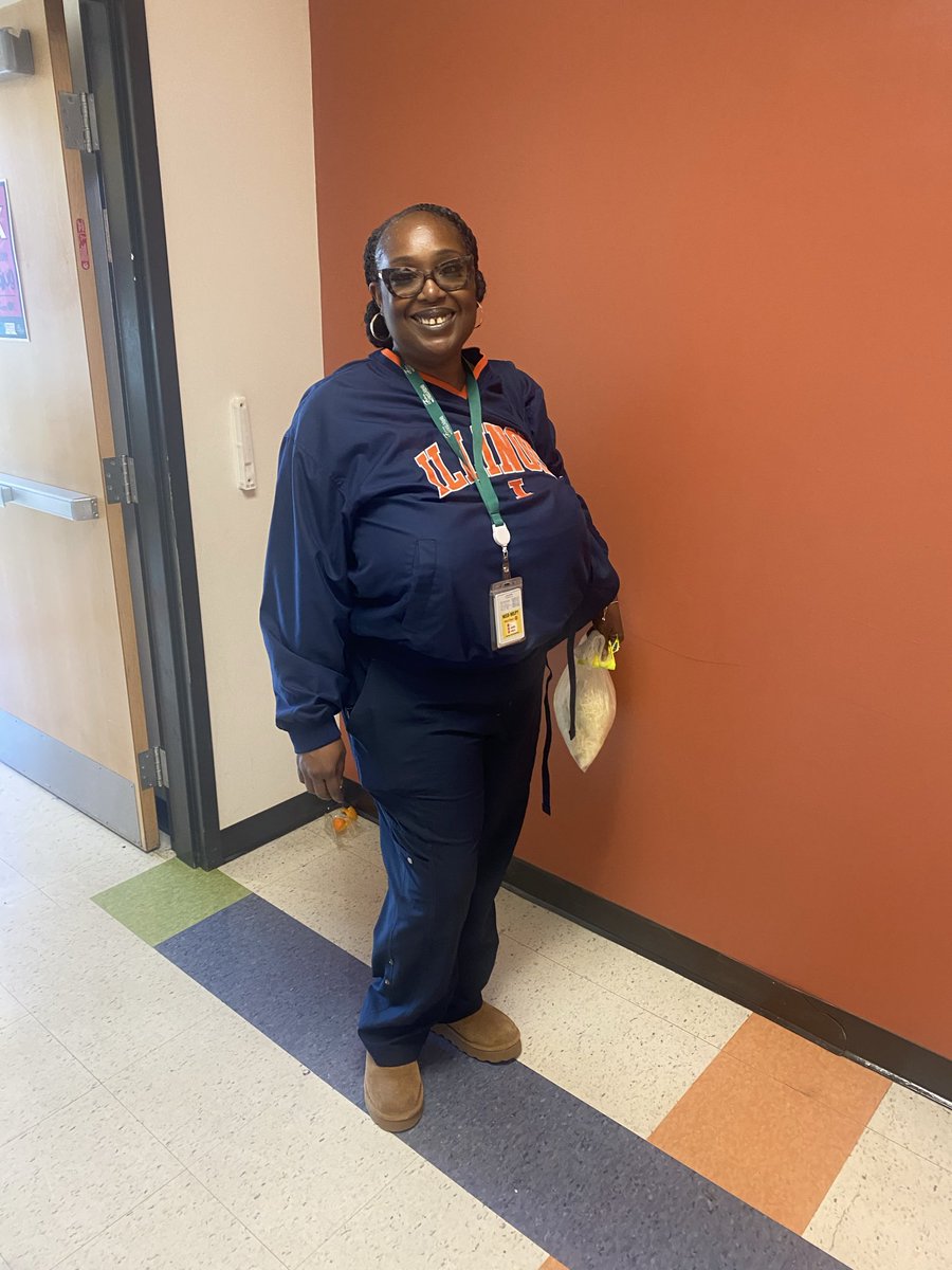 GullattES1's tweet image. “Look like a coach, lead like a champion.” Homecoming Week - Dress like a coach. #SchoolSpirit