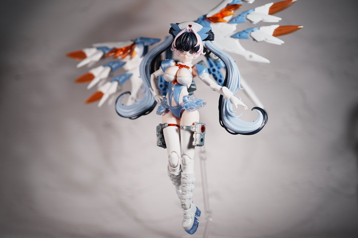 hell__kit's tweet photo. カメラを新調したのでレイダーとメディックで試し撮り
前の設定やら操作方法をまだ落とし込めていないのでその辺試行錯誤しながらですがやはりスマホで撮るよりもカワイサマシマシなのが良き
#メガミデバイス https://t.co/apPVX0f6iT