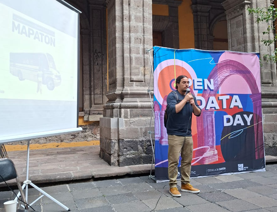 Codeando México tweet media