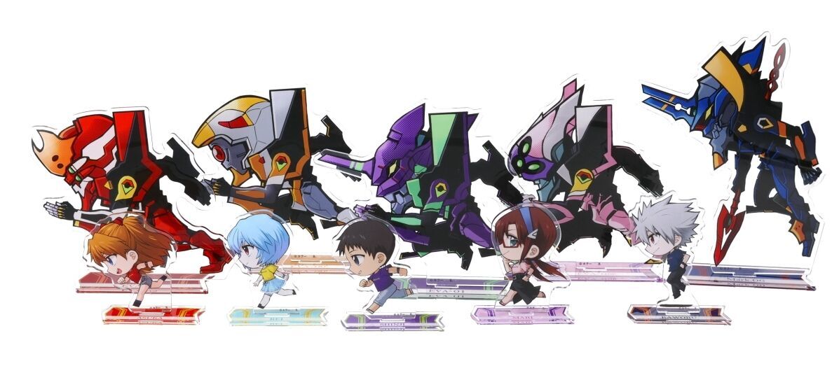 BANDAIFN's tweet photo. 30周年を超えてその先へ！！！
キャラクターとエヴァ機体がみんなで走っているモチーフのデフォルメイラスト商品が登場！

一覧：
https://t.co/wMWrpieRto

EVANGELION:30+；
30th ANNIVERSARY OF EVANGELION
イベント用として描きおろされたキービジュアルのキャラクターイラストをイメージして、
キャラクター達に同じ衣装を着せて未来へと走り続ける姿をデフォルメイラストで表現！

⌛️2026年4月12日(日) 23時まで！⌛️