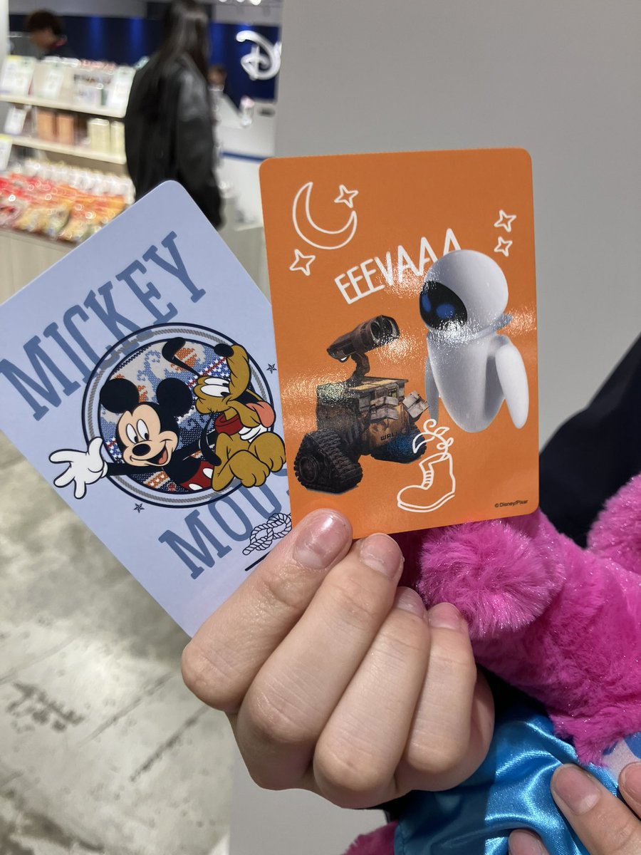 六花＠グッズ整理中 tweet media