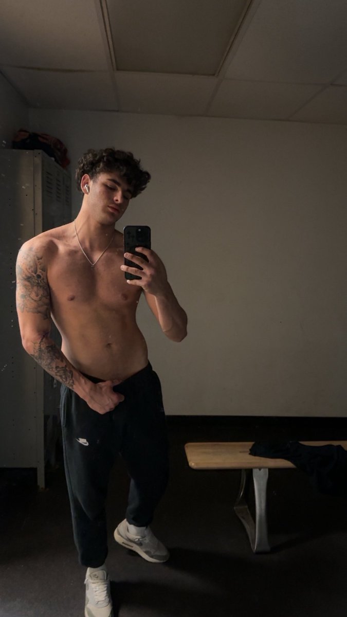 Masterliam tweet media