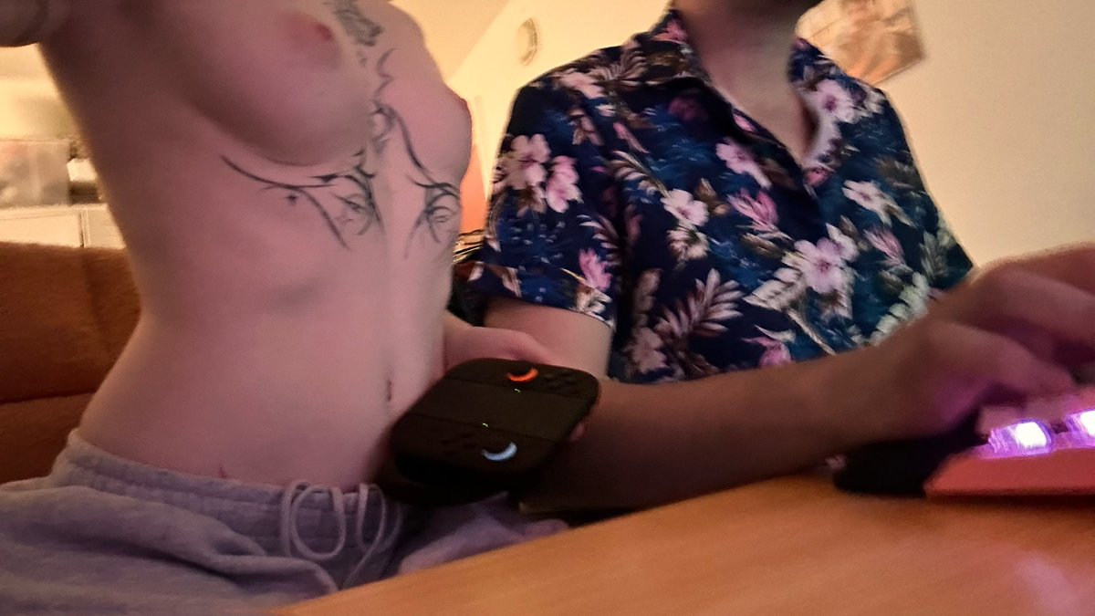 Lana Bee on Fansly 🩵🔪 tweet media