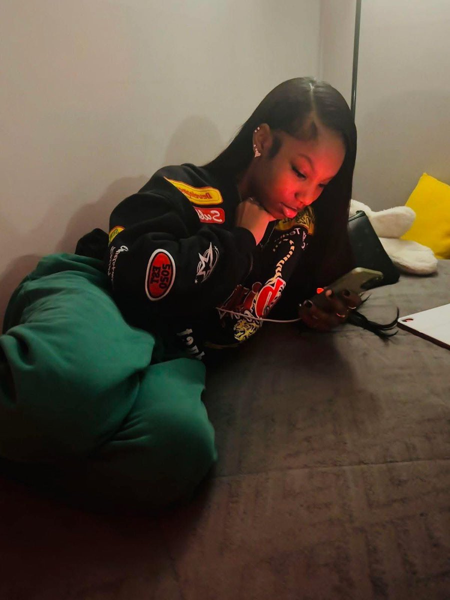 I do NOT play about my nonverbal time  🥹…