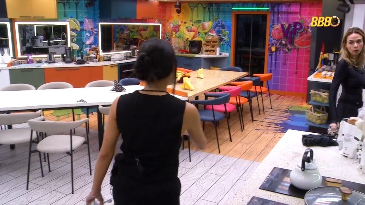 Central Reality tweet media