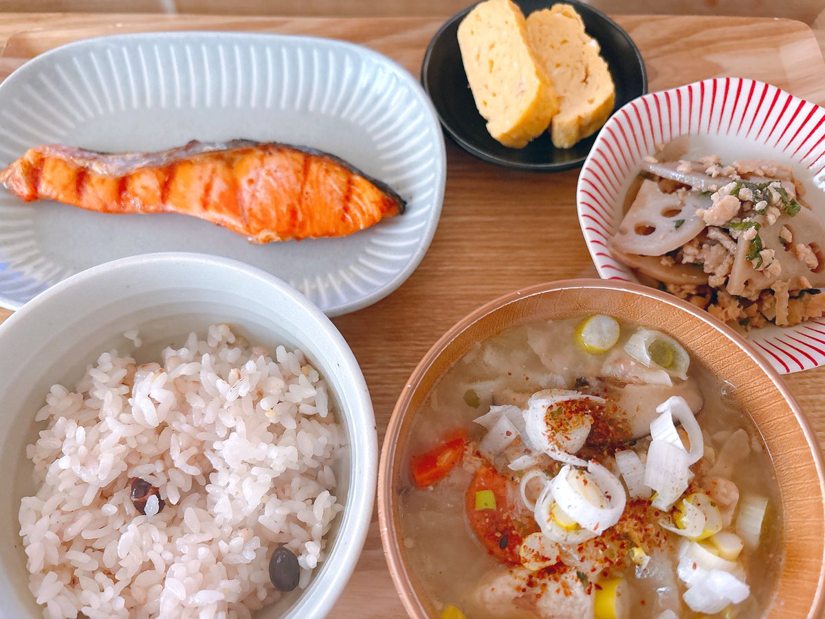 okara_co's tweet photo. お昼は和食です☺️
#おうちご飯　#おうちごはん
#お昼ごはん　#料理記録 https://t.co/S1TcHF9tXB