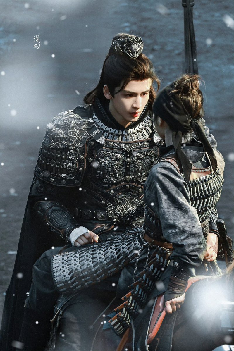 ภาพสวยตาแตก เป็นซีนที่ฮีโดนเมียวางยาสลบเพราะจะไปรบแทนผัว ชีกลัวผัวตาย พอฮีฟื้นก็รีบไปตามเมียกลับ ความแตกว่าฮีเป็นอู่อันโหว ตอนนั้นฮีไม่สนแล้วเพราะเป็นห่วงเมียมาก เมียรู้ เมียอึ้งเมียโกรธ หนีผัว ผัวตามไปง้อ🥹

weibo.com/u/7968222782

#PursuitofJade #ล่าหยก
#ZhangLinghe #TianXiwei