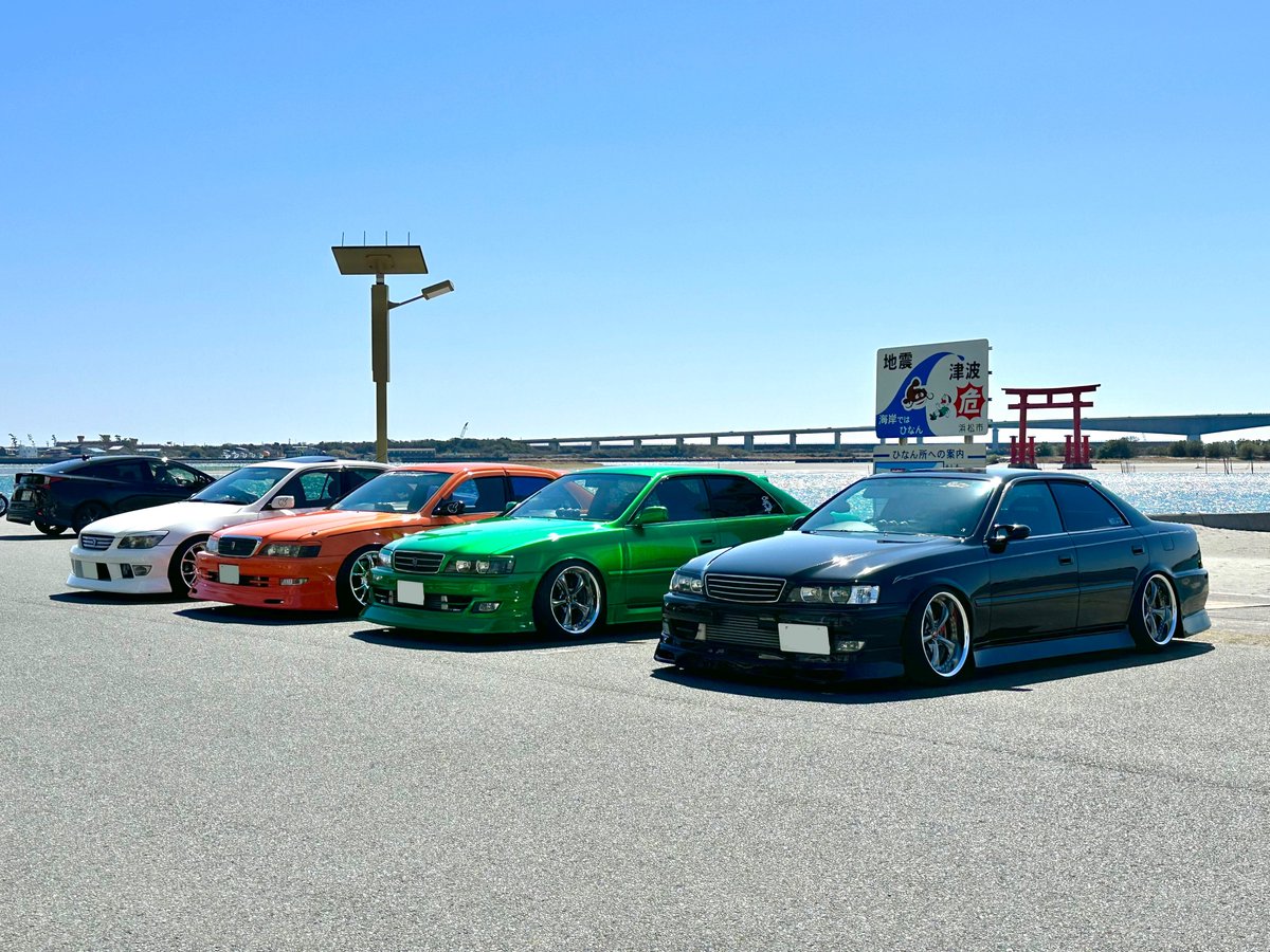 jzx100takuyan's tweet photo. 好きな車で仲間と綺麗な景色見ながら美味しいもの食べに行けるなんて最高な贅沢じゃないですか！？
次はもう少し風が優しい時にリベンジしましょう😉 https://t.co/oWOO9qeSPf