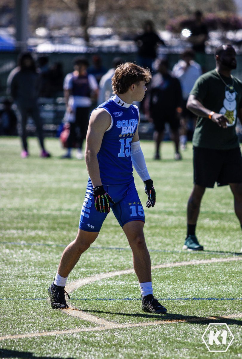 NWestcott2028's tweet photo. Had a 7v7 tournament yesterday, we back to work next day early morning! Field work and lift. @Moore_better40 @CoachNeilParry @TMPsouthbay7v7 @BrandonHuffman https://t.co/KKFX8l9PPP