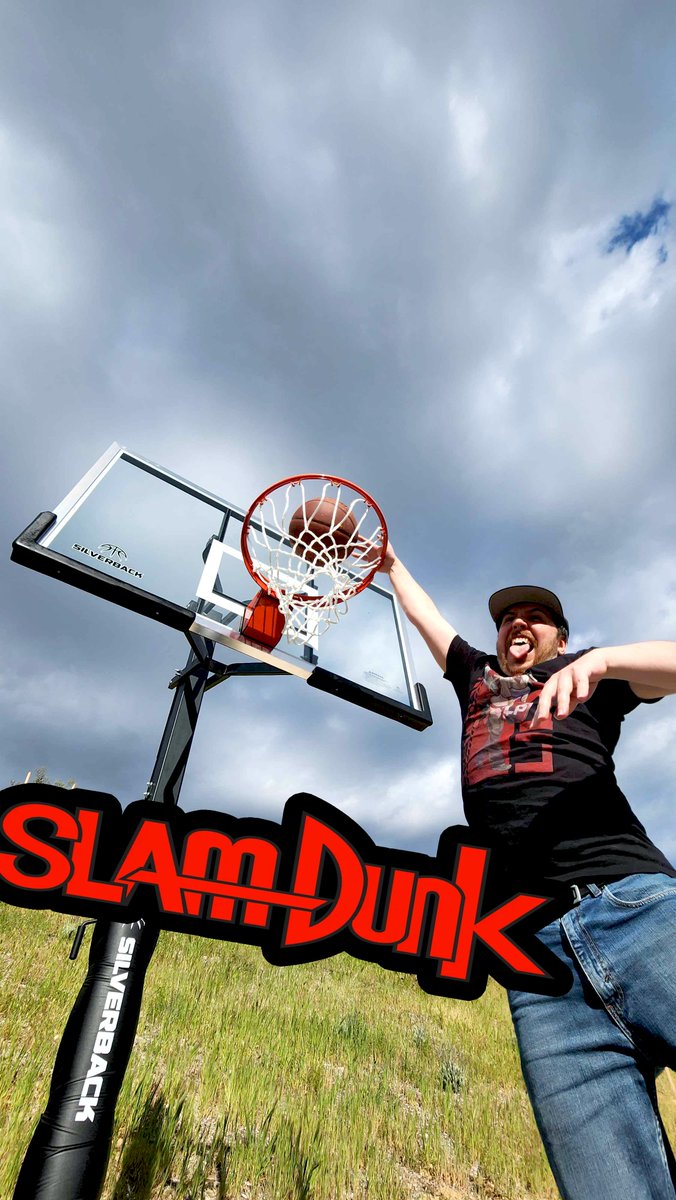 Lost_Pause_'s tweet photo. Ever since I was a boy, I always wanted my own backyard basketball court and today I finally got one. I've never been so fucking happy. Here's me dunking. https://t.co/nWKe2wzi5e