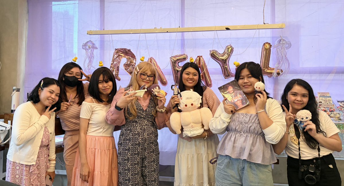 starfish club tweet media