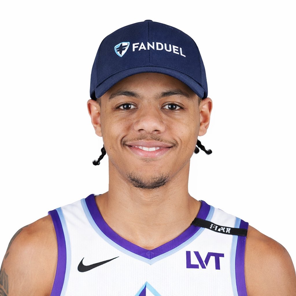 𝕎𝕒𝕧𝕖𝕪 tweet media