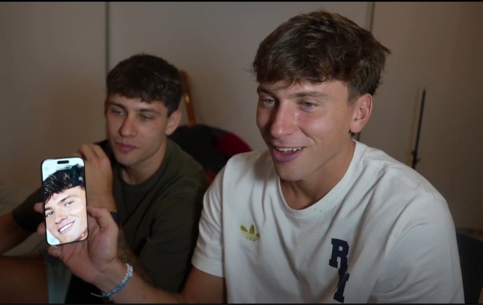 "La carita quien te hizo la carita" ... 🤣