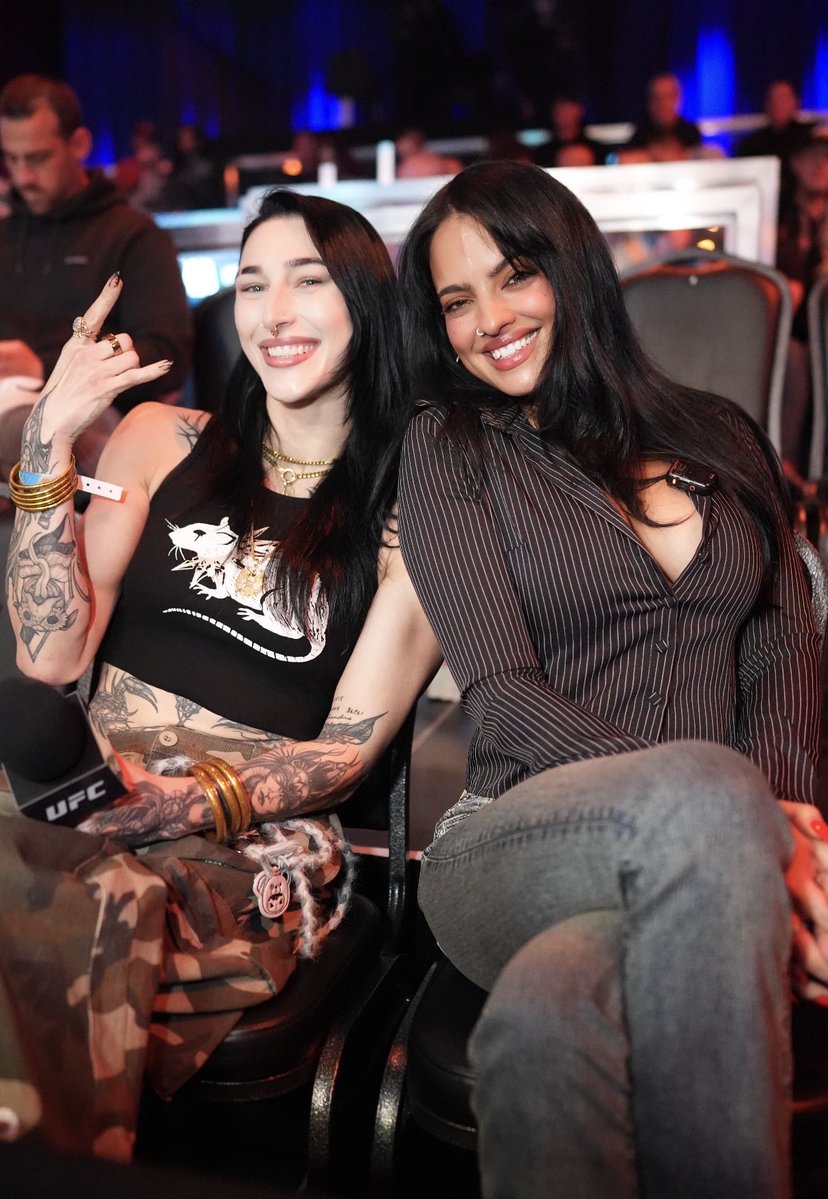 Nina-Marie Daniele tweet media