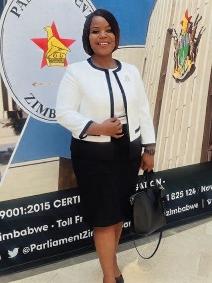 _Sinikiwe🇨🇦🇺🇸🇿🇼 tweet media