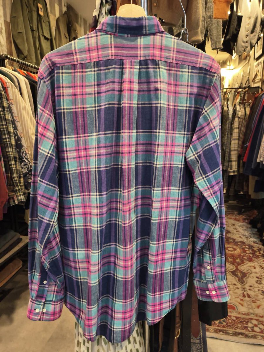 Lucky_Virus_'s tweet photo. NEWアイテム✨

【1970s~LANDS'END】
B/D COTTON SHIRT
MADE IN USA
Size:L https://t.co/Qe5PDWinyH