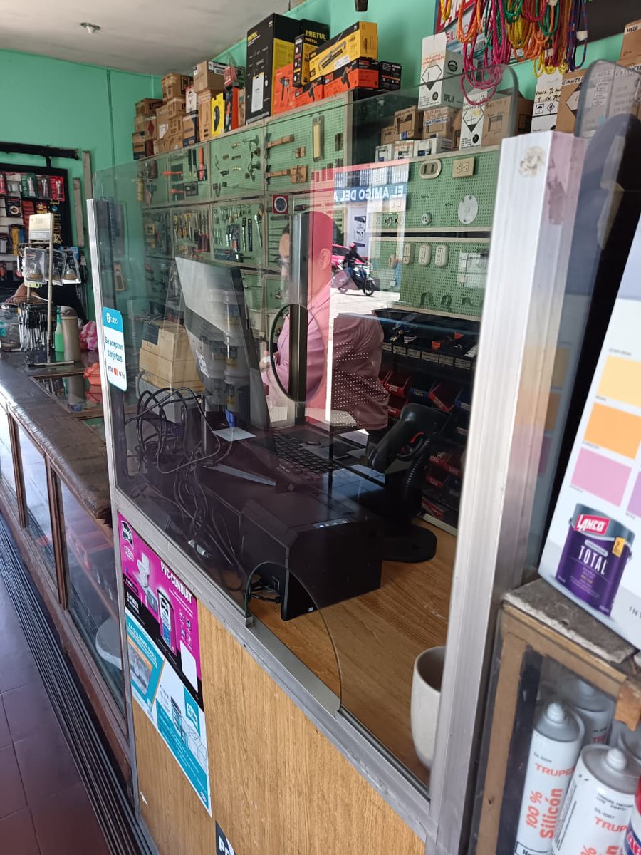 SystemUmbrella's tweet image. Queremos darles la bienbenida a nuestros amigos de Ferretia la Roca en el distrito de Santa Ana departamento de Santa Ana y agradecerles por confiar en nuestro sistema de punto de venta 𝙐𝙢𝙗𝙧𝙚𝙡𝙡𝙖𝙋𝙊𝙎.
Desearles todo el exito del mundo! felicidades!