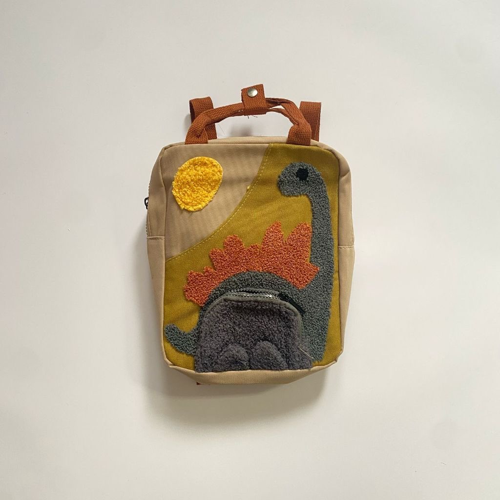 Abis CO-in bocilku ini wkwkwk lucu banget.

Ada yang mau ga? Aku CO in kamu 1 dah 😅 bisa buat hadiah bocil saat lebaran ni. Wkwk

Syaratnya rituit aja sama reply 🤣
Ntar malam jam 10an aku COkan

Ini linknya kalo mau beli sendiri ya.
s.shopee.co.id/6pvrHF2HZC