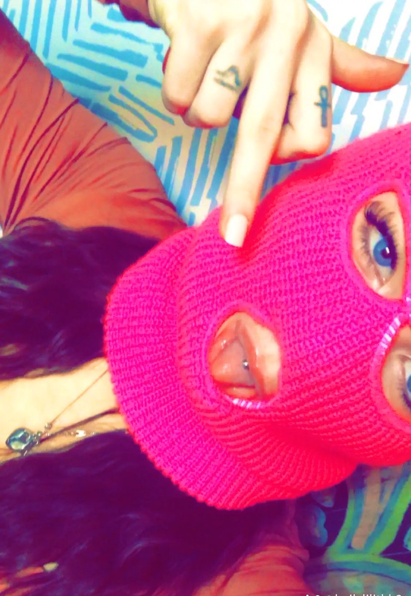 hexedbyheaven's tweet photo. i think pink is my color🌸 https://t.co/28Uku8MgrV