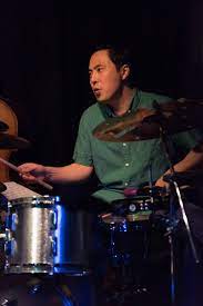 明日11日のスペシャルライヴはDAWN(東金城友洋as栗田妙子p阿部真武eb大井澄東ds)、沖縄出身気鋭のアルトサックス奏者東金城友洋、超超超オススメ、言わずもがなの素晴らしいメンバー、とっても楽しいライヴですのでぜひ、午後7時30分開演です。i-saltpeanuts.jugem.jp