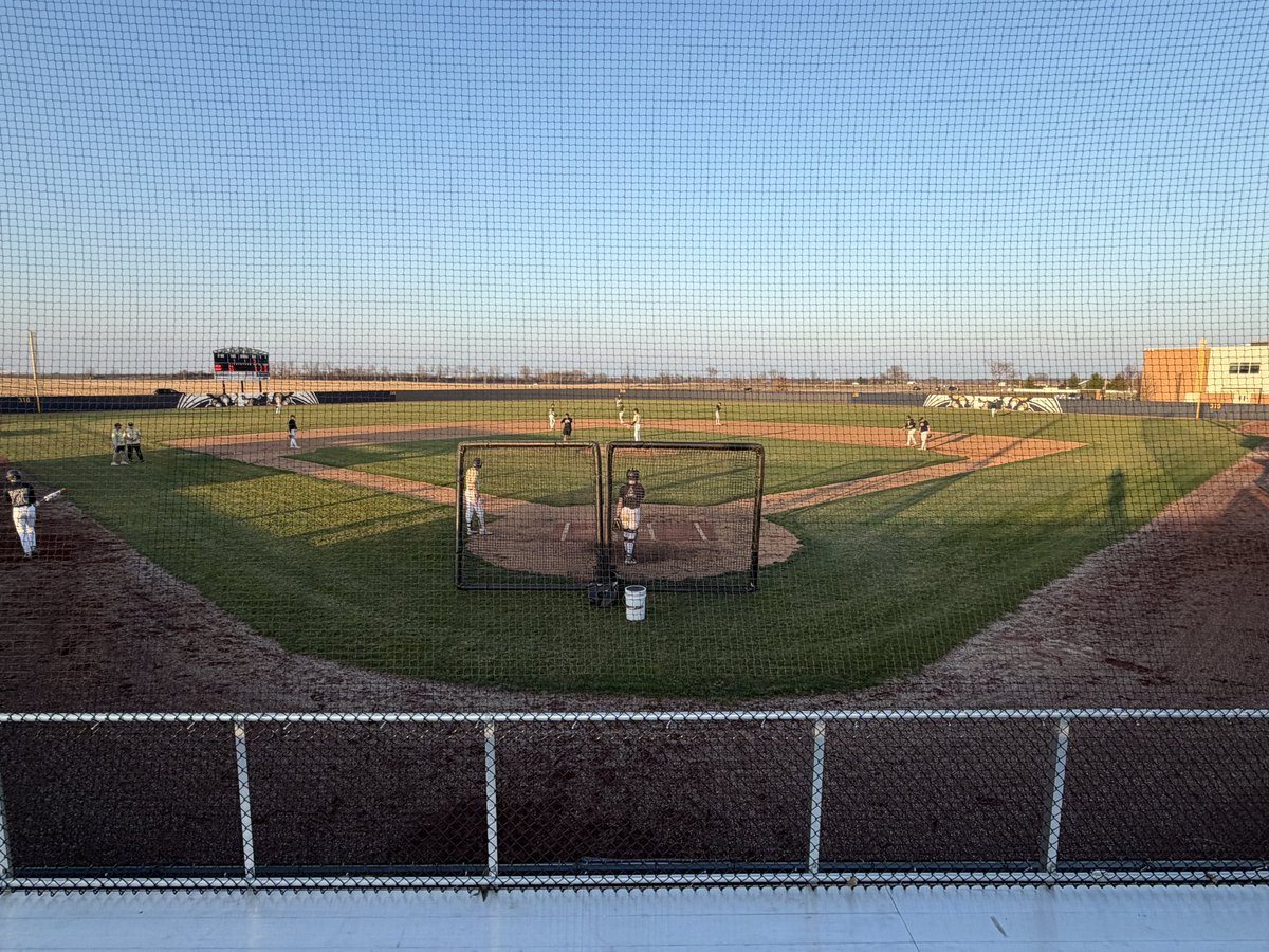 FMCHSBaseball tweet media