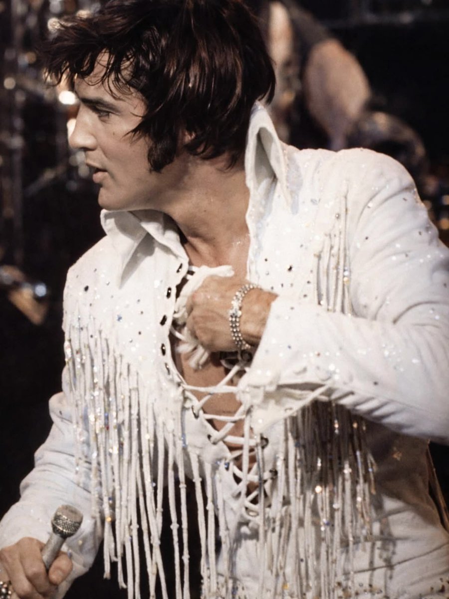 Elvis_Brightnes's tweet image. #ElvisMx #Elvis #ElvisPresley  ❤️⚡️❤️