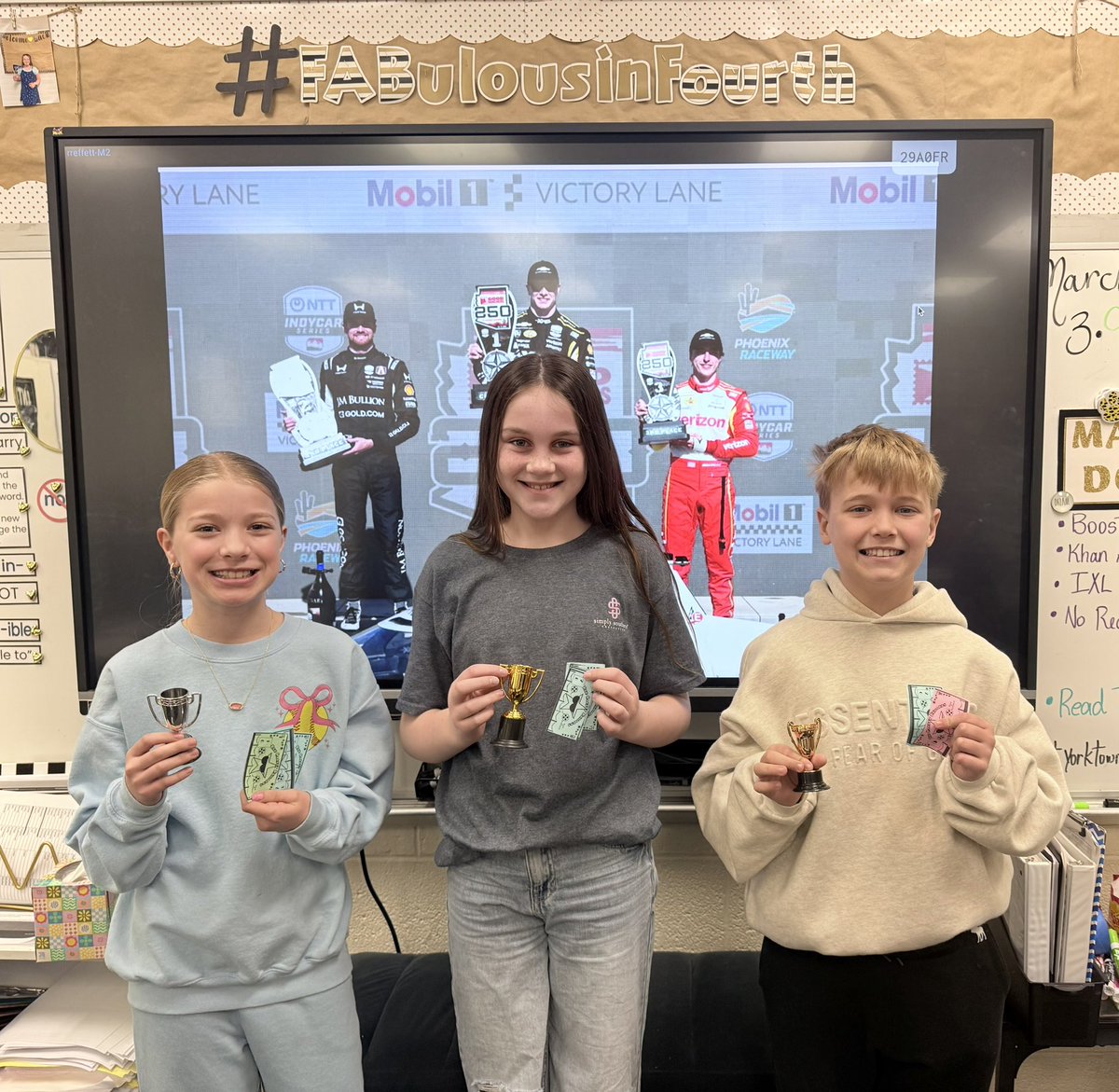 MrsReffett's tweet photo. My 4th grade classes LOVE the start of @IndyCar season!🙌🏻🏎️

2nd Class Podium of the year! Students got their trophies &amp; payouts this morning!🥰🏁🏆💵

@KKirkwoodRacing @josefnewgarden @malukasdavid 

#FABulousinFourth https://t.co/7ubnKfNuxH