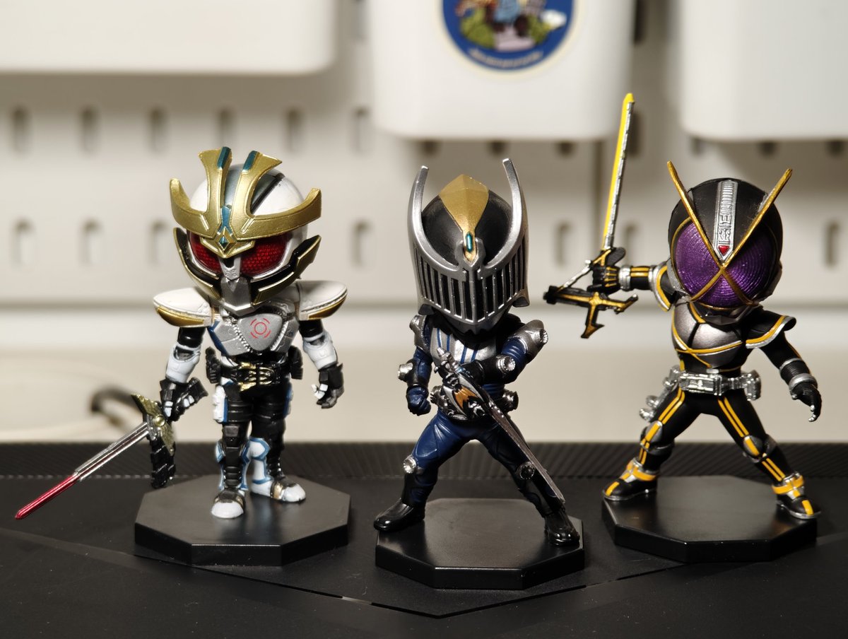 caishaopeng's tweet photo. #仮面ライダー 最喜欢的三只副骑，夜骑，凯撒，ixa https://t.co/aTzAOhxhFq