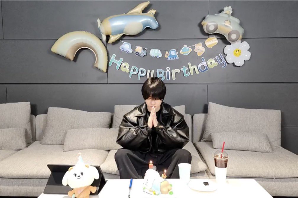 translatingTXT's tweet photo. 🧸 i made a wish https://t.co/2B3nNAwakp