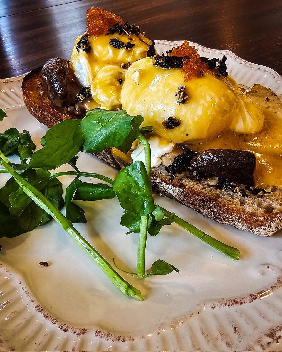 🕴🏻 Clyné tweet media