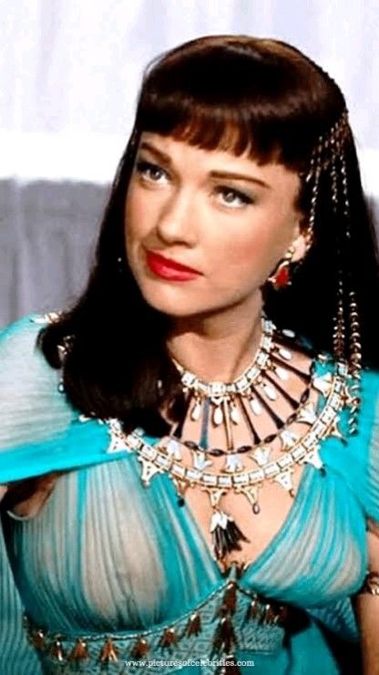 baubie89's tweet photo. @MsAnnaBaxter @theliamnissan I ♥️ you in the Ten Commandments, Ms. Baxter! 😂😂😂 https://t.co/OtIkdVBU3E
