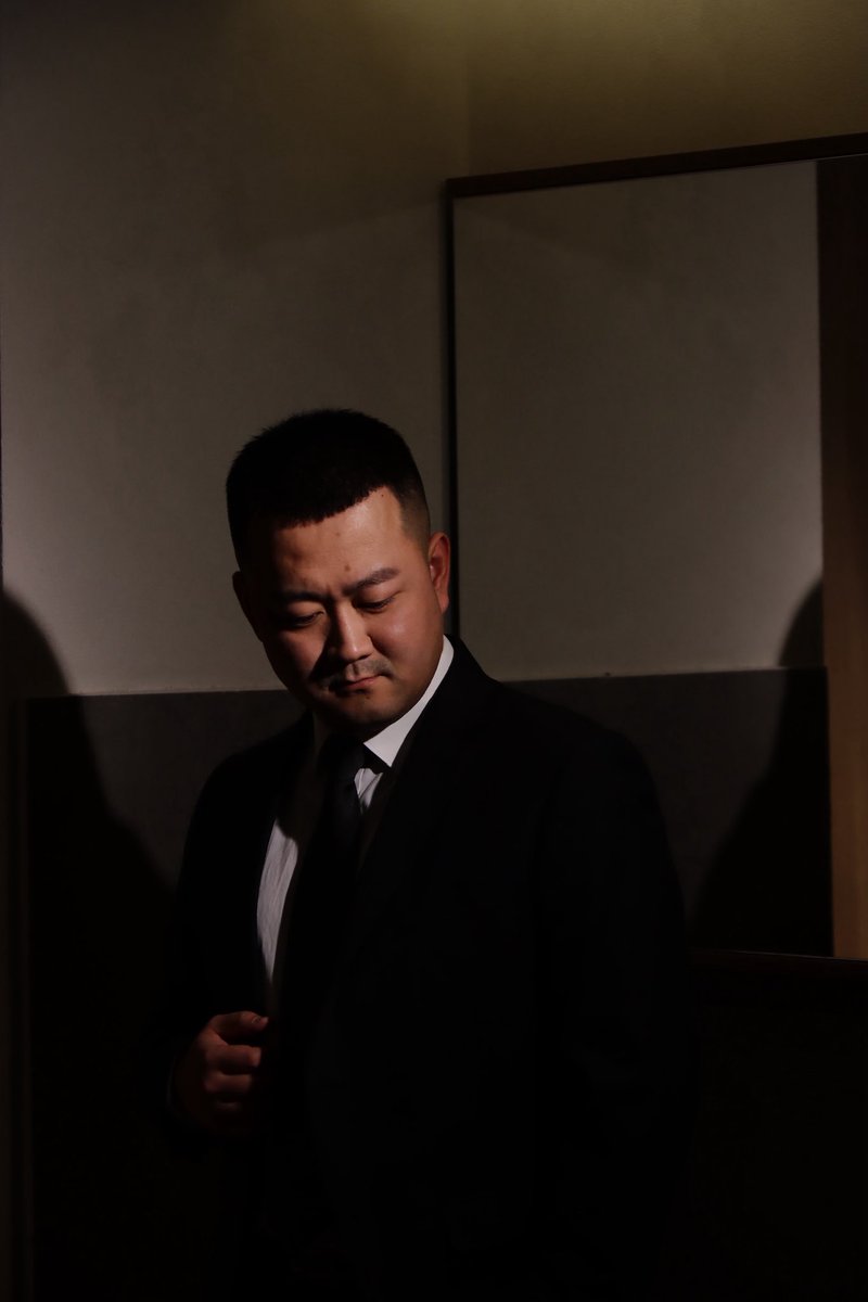 一个拍照的 tweet media