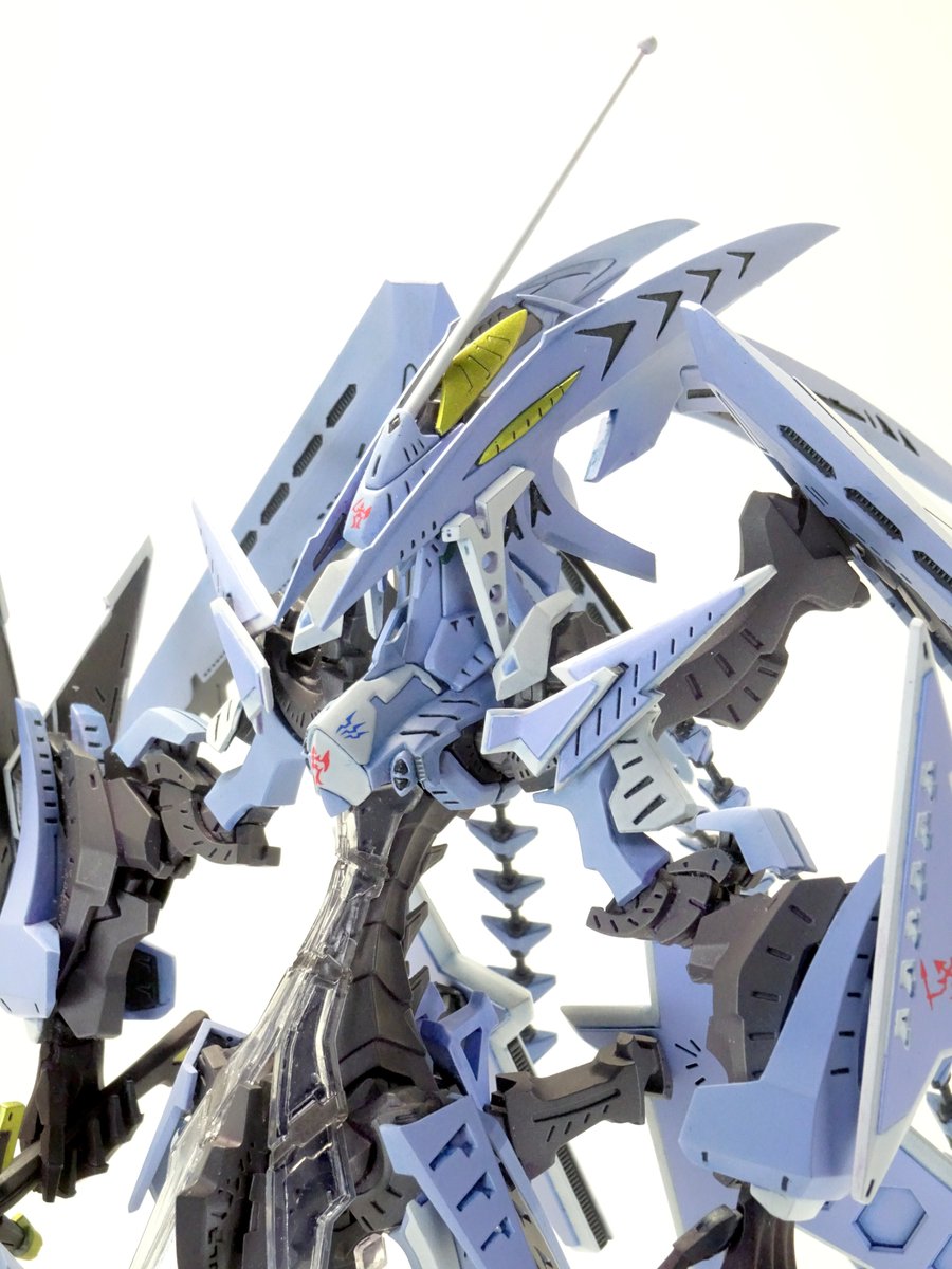 genome2019's tweet photo. #FSS_jp
アワートレジャー1/144破烈の人形
リッタージェット・マーク３ ダルマス　完成

時間かかりましたが、なんとか完成🍻
繊細なエッジやモールドを潰さないように工作するのも、マスキングも、老眼のせいでもうよく見えないし、参りました
まぁ、粗はあるけど完成したからヨシ！
（1/3） https://t.co/5Lu2H9yE0r