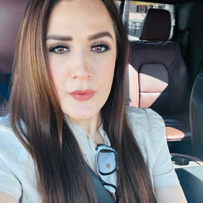 Brenda (Norteña) 💅🏻 #YoNoVotePorClaudia tweet media